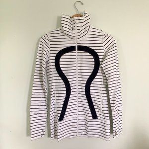 Lululemon In Stride Jacket in Navy and White
